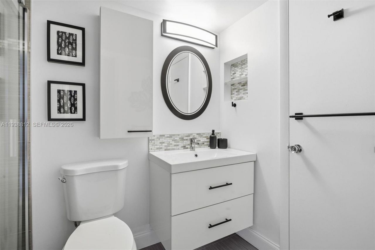 3133 S Ocean Dr, Unit 218, Hallandale Beach, FL 33009 Photo