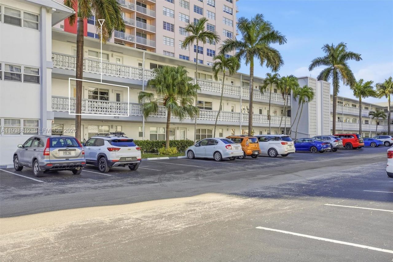 3133 S Ocean Dr, Unit 218, Hallandale Beach, FL 33009 Photo