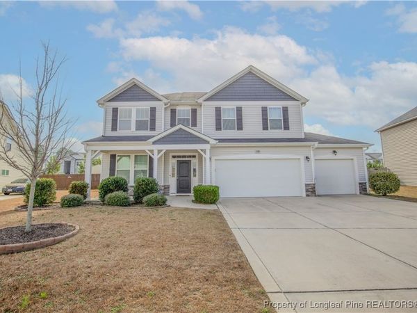 5709 Pondhaven Drive , Fayetteville, NC 28314