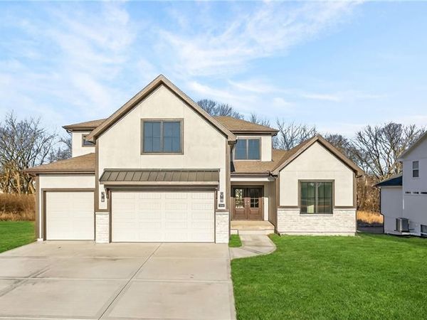 7644 N Booth Avenue, Kansas City, MO 64158