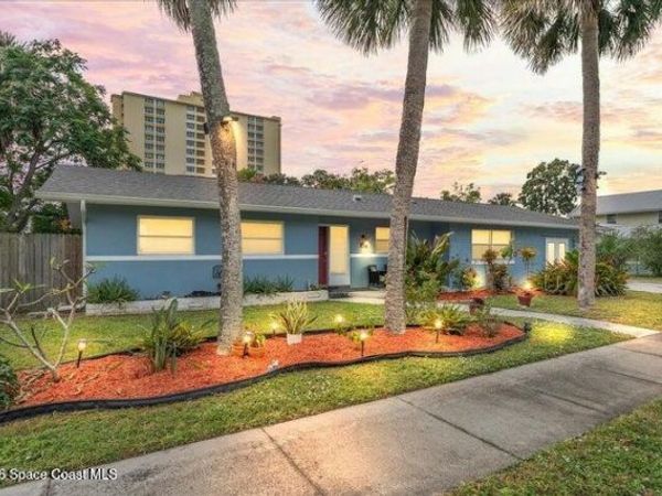 637 E Lincoln Avenue , Melbourne, FL 32901