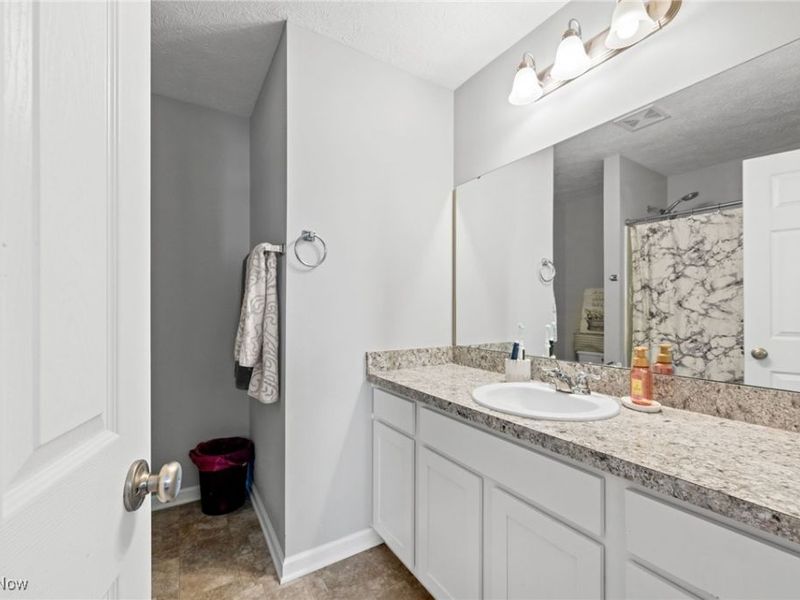 3502 Magnolia Drive, Lorain, OH 44053 Photo 21