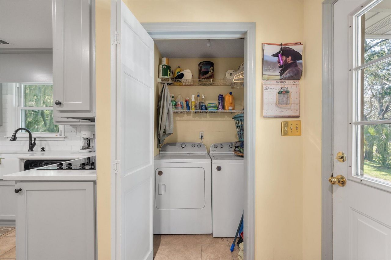 4715 Hwy 165 Photo 10