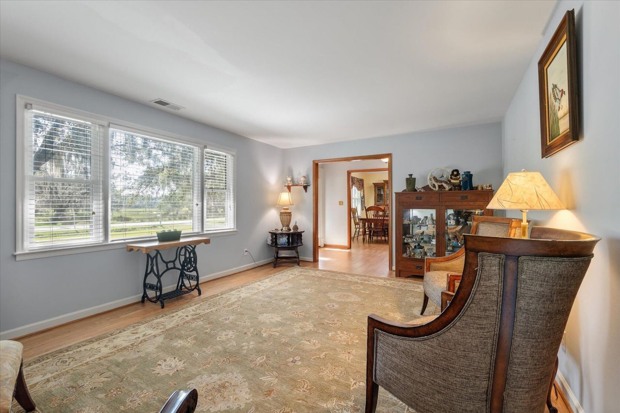 4715 Hwy 165 Photo 15