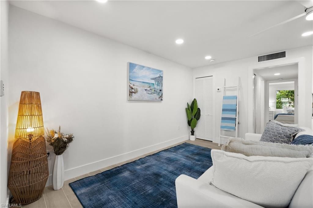 342 Harbour Dr, Unit 342, Naples, FL 34103 Photo