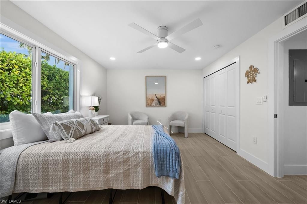 342 Harbour Dr, Unit 342, Naples, FL 34103 Photo