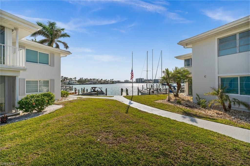 342 Harbour Dr, Unit 342, Naples, FL 34103 Photo