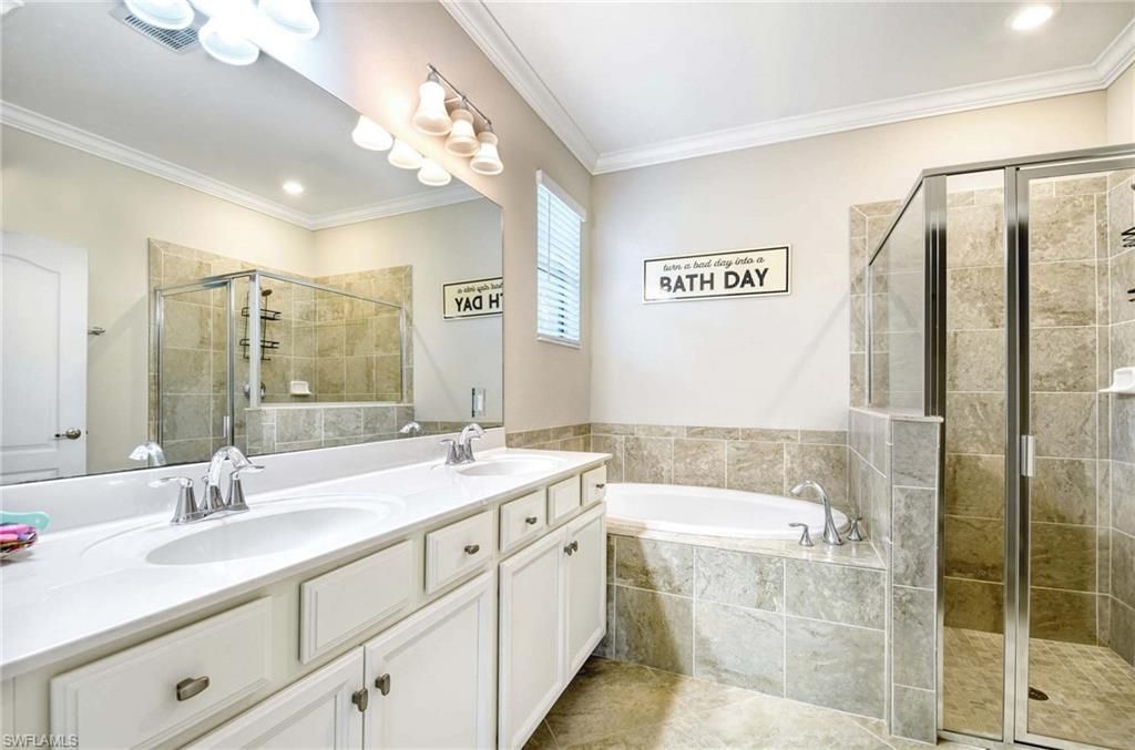 1608 Vizcaya Ln, Naples, FL 34113 Photo