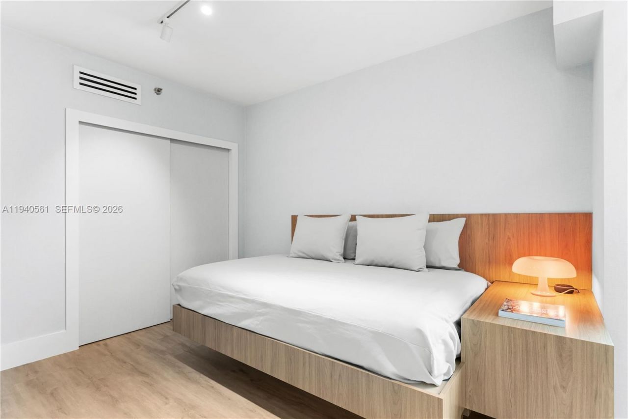 2127 Brickell Ave, Unit 705, Miami, FL 33129 Photo