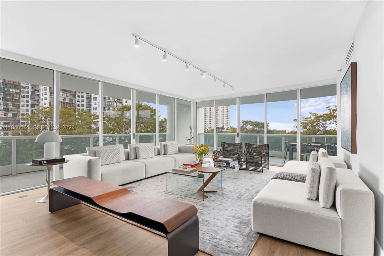 2127 Brickell Ave, Unit 705, Miami, FL 33129 Photo