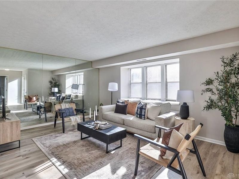 10 Woodside Court, Springdale, OH 45246 Photo 5