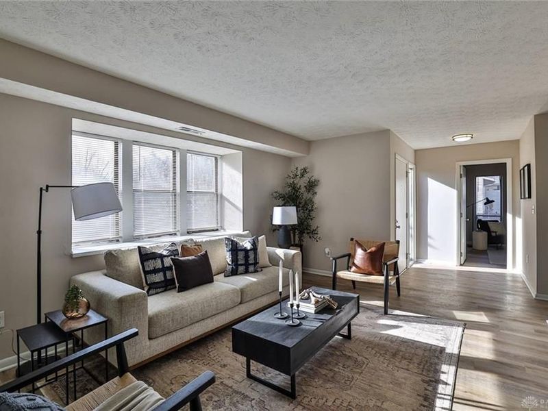 10 Woodside Court, Springdale, OH 45246 Photo 6