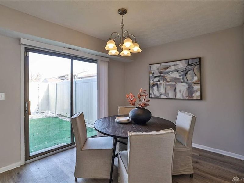 10 Woodside Court, Springdale, OH 45246 Photo 9