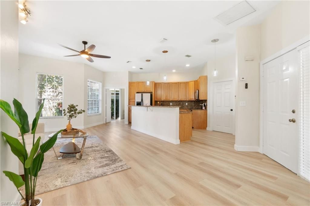 2662 Aft Ave, Naples, FL 34109 Photo