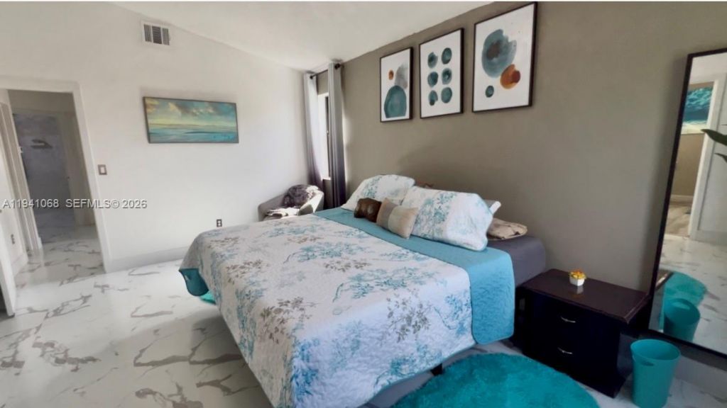 8618 SW 161st Pl , Miami, FL 33193 Photo