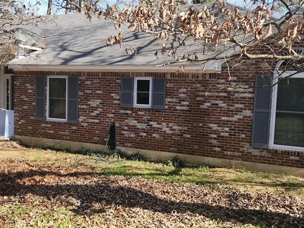 1605 Top Bluff Lane, Shreveport, LA 71109