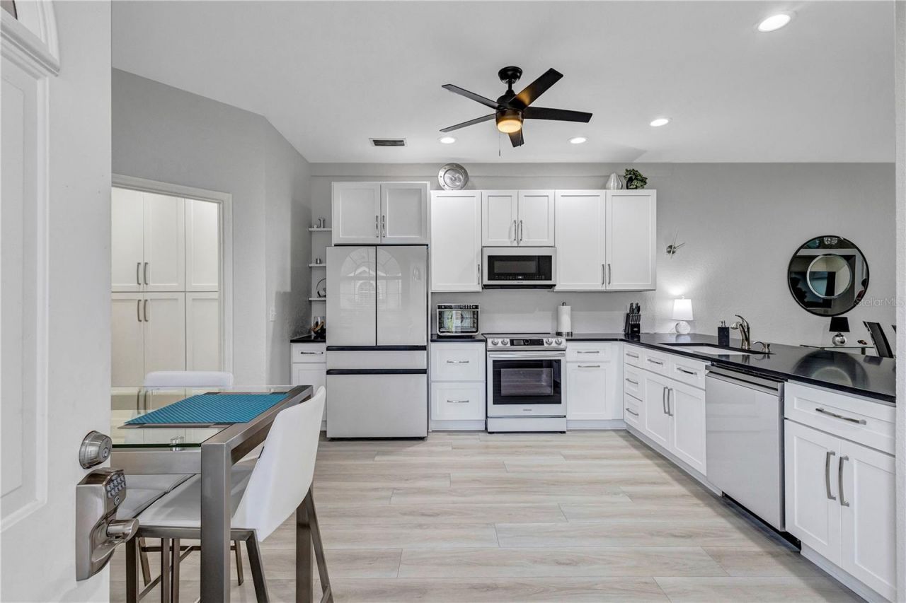 6912 Stoneywalk Court, Bradenton, FL 34203 Photo