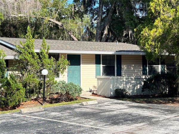 2490 SW 14TH DRIVE, Unit 40, GAINESVILLE, FL 32608