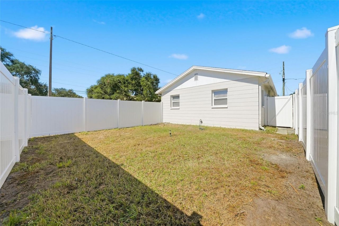 301 58th Street N, Saint Petersburg, FL 33710 Photo