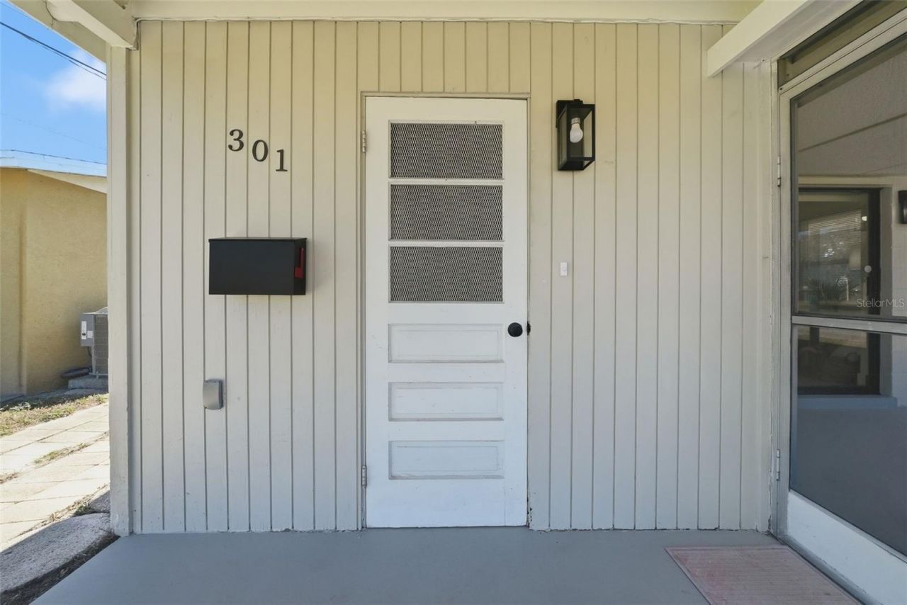 301 58th Street N, Saint Petersburg, FL 33710 Photo