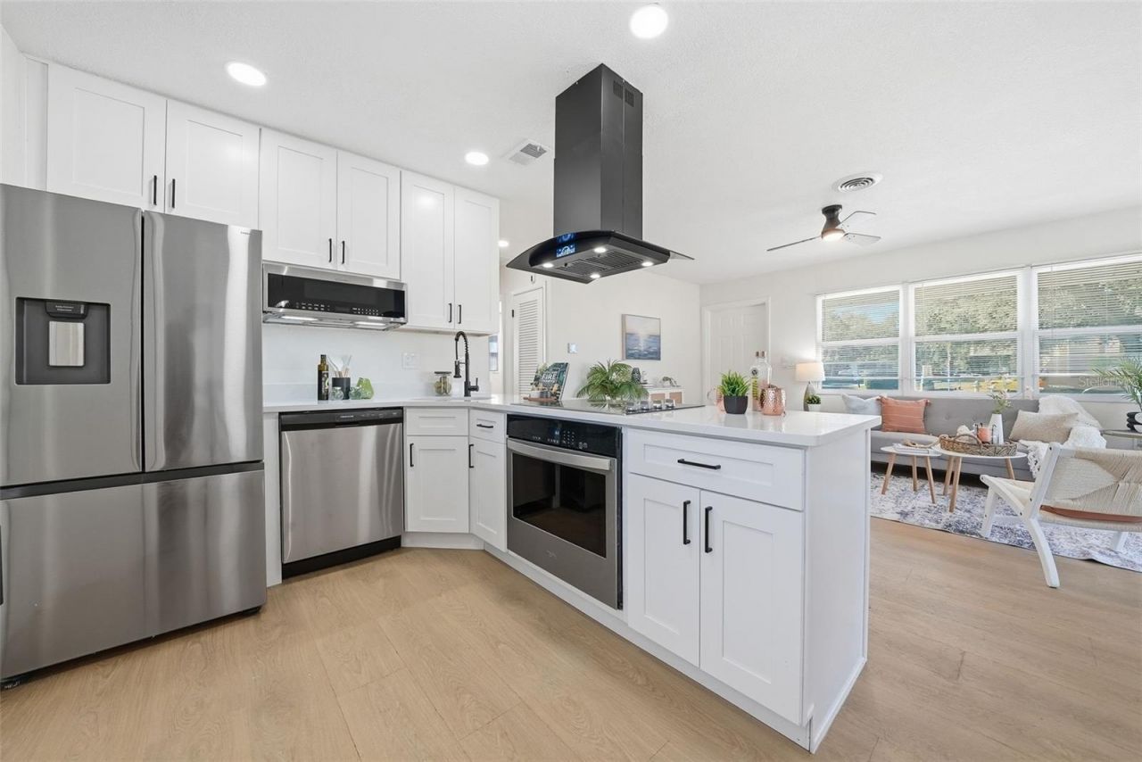 301 58th Street N, Saint Petersburg, FL 33710 Photo