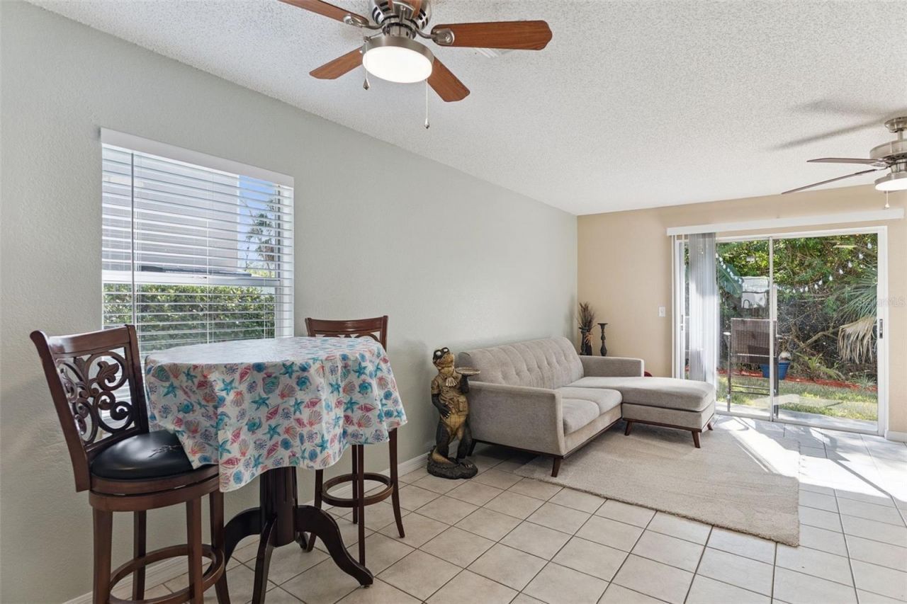 721 Laurel Bay Circle, New Smyrna Beach, FL 32169 Photo