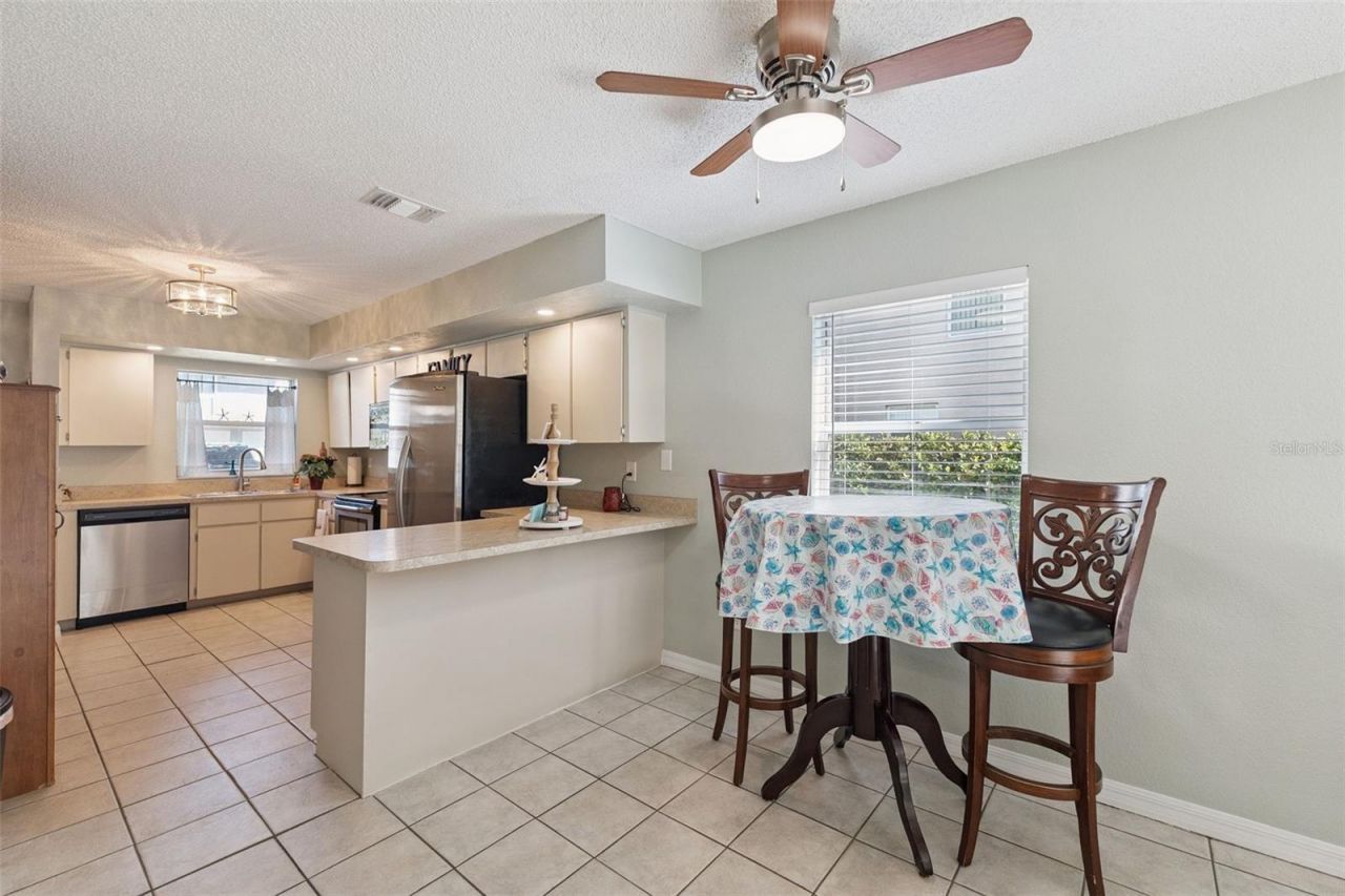 721 Laurel Bay Circle, New Smyrna Beach, FL 32169 Photo