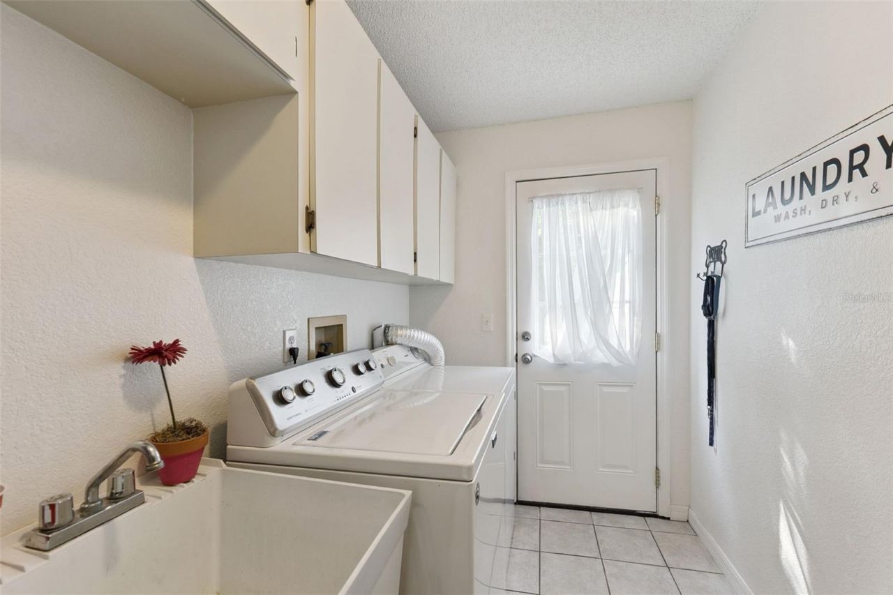 721 Laurel Bay Circle, New Smyrna Beach, FL 32169 Photo