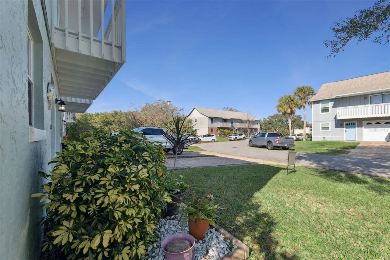 721 Laurel Bay Circle, New Smyrna Beach, FL 32169 Photo