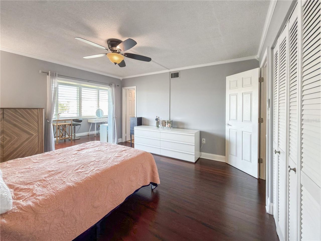 8100 Dr Martin Luther King Jr Street N, Unit 202, Saint Petersburg, FL 33702 Photo