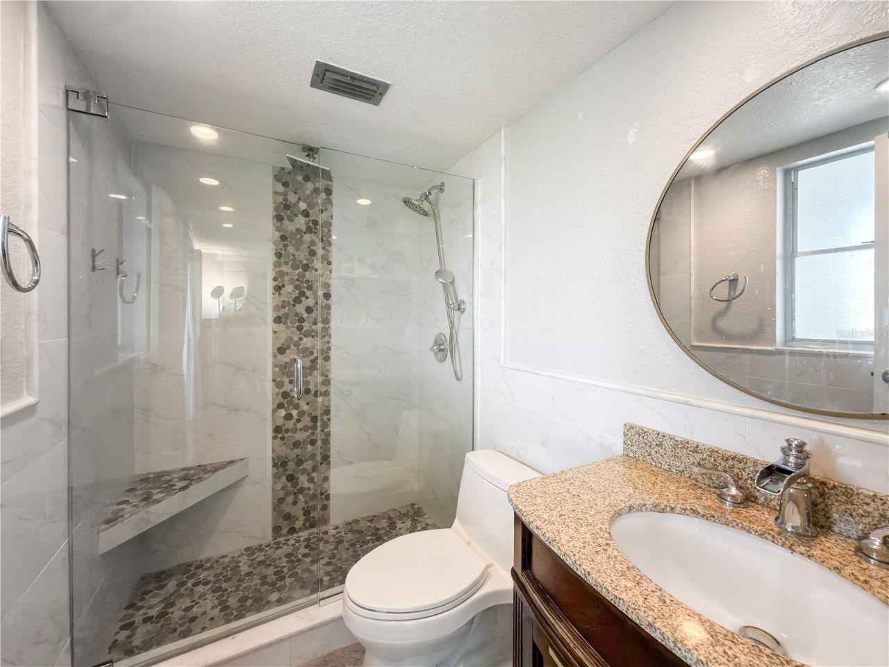 8100 Dr Martin Luther King Jr Street N, Unit 202, Saint Petersburg, FL 33702 Photo