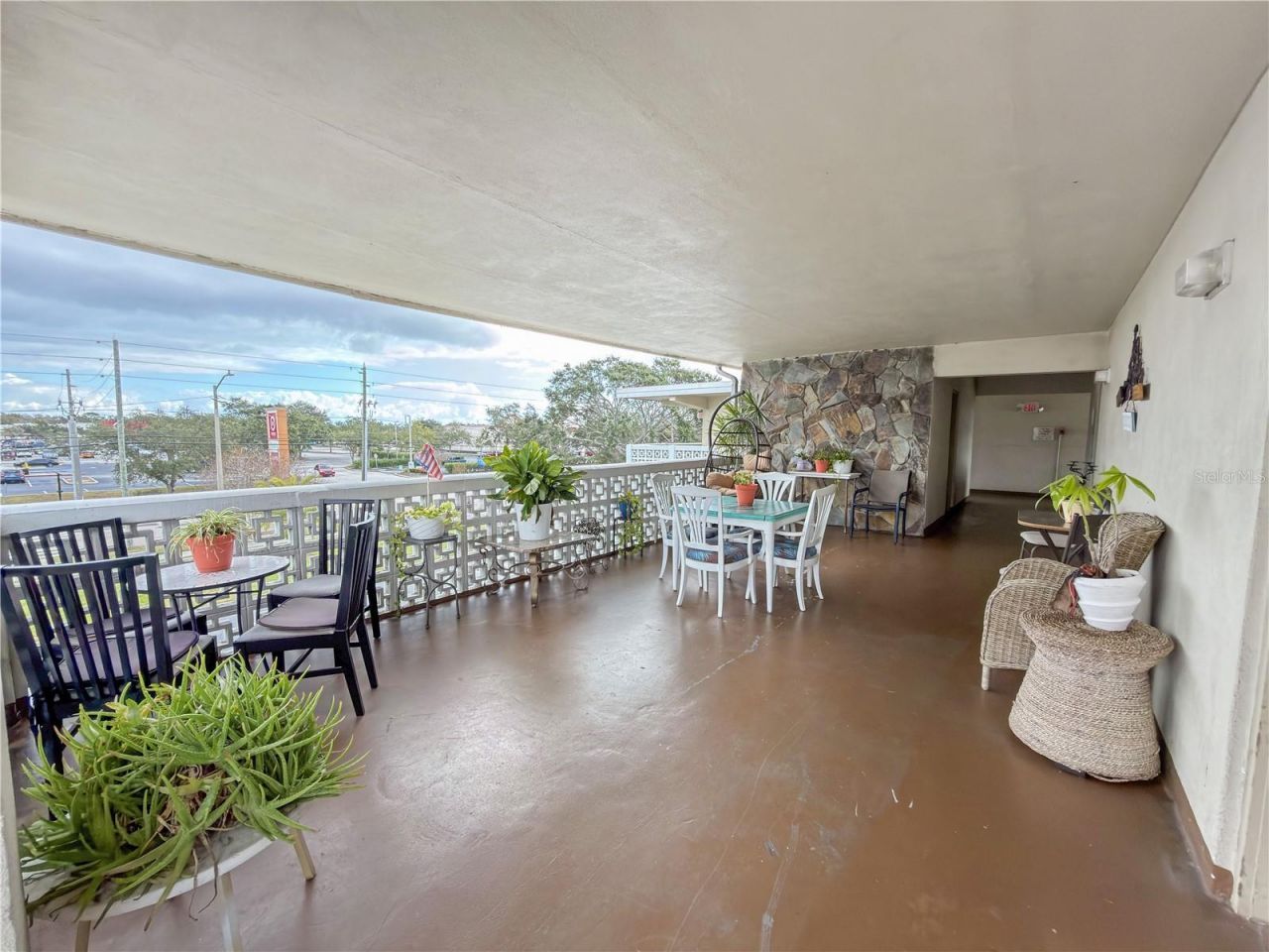 8100 Dr Martin Luther King Jr Street N, Unit 202, Saint Petersburg, FL 33702 Photo