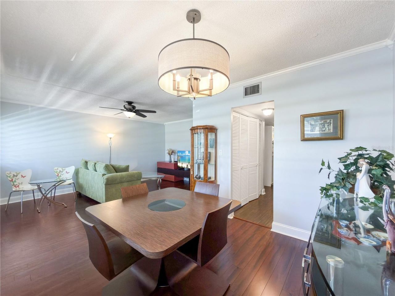 8100 Dr Martin Luther King Jr Street N, Unit 202, Saint Petersburg, FL 33702 Photo