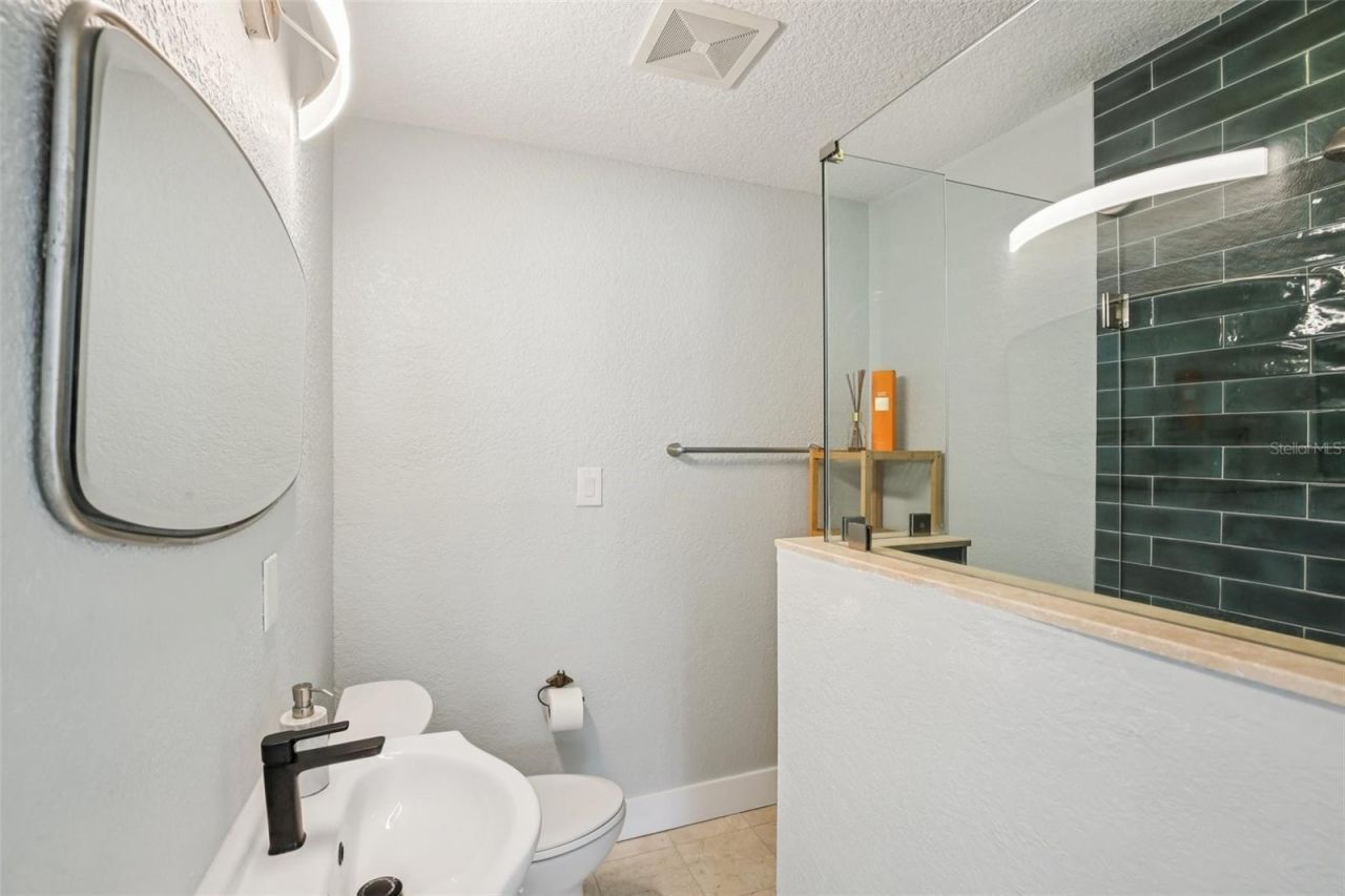 5467 Bayou Grande Boulevard Ne, Saint Petersburg, FL 33703 Photo