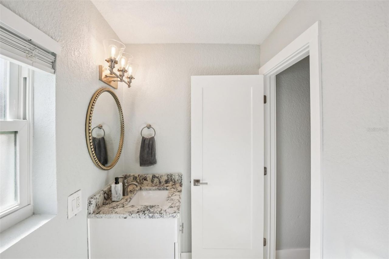 5467 Bayou Grande Boulevard Ne, Saint Petersburg, FL 33703 Photo