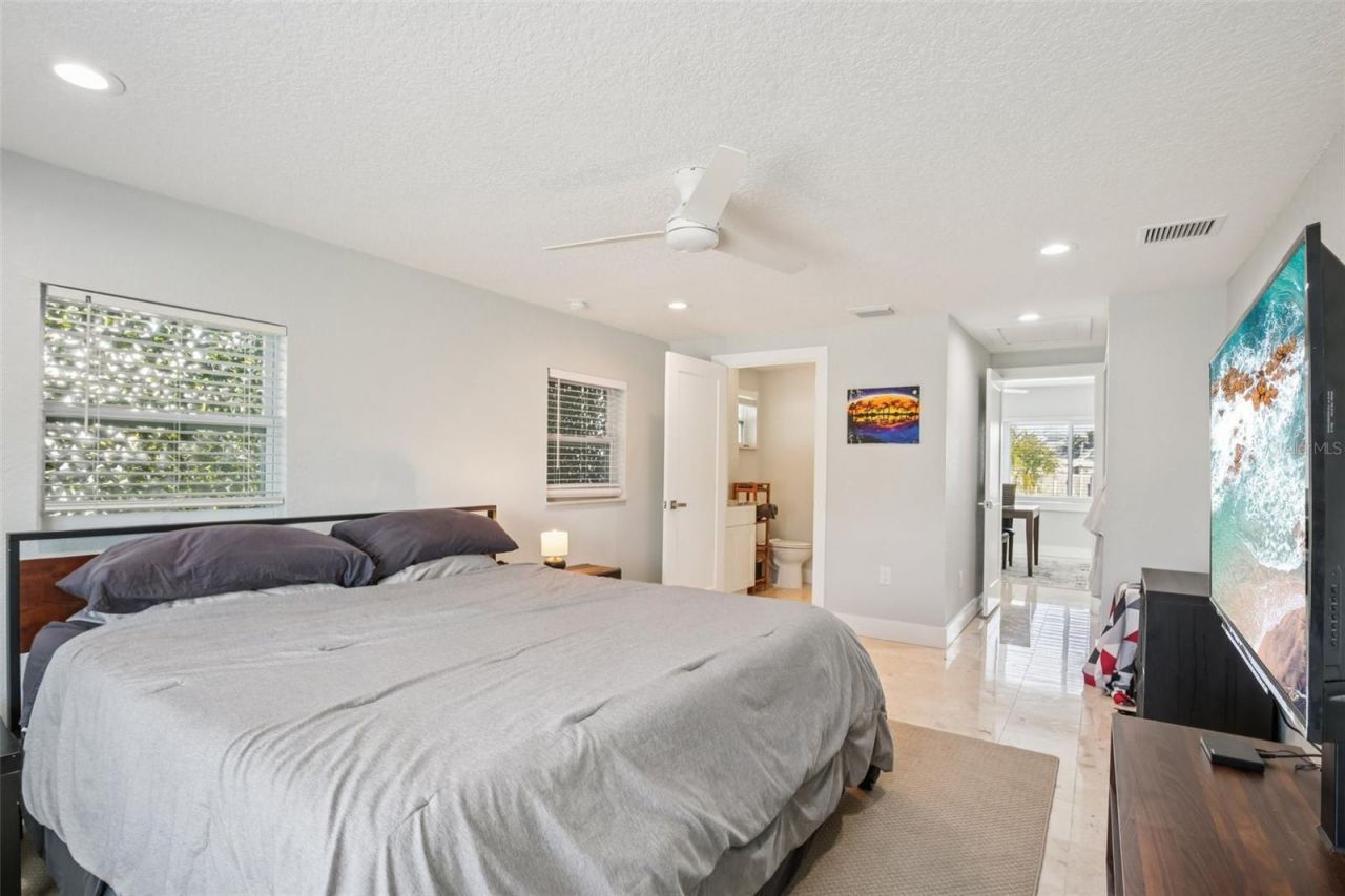 5467 Bayou Grande Boulevard Ne, Saint Petersburg, FL 33703 Photo