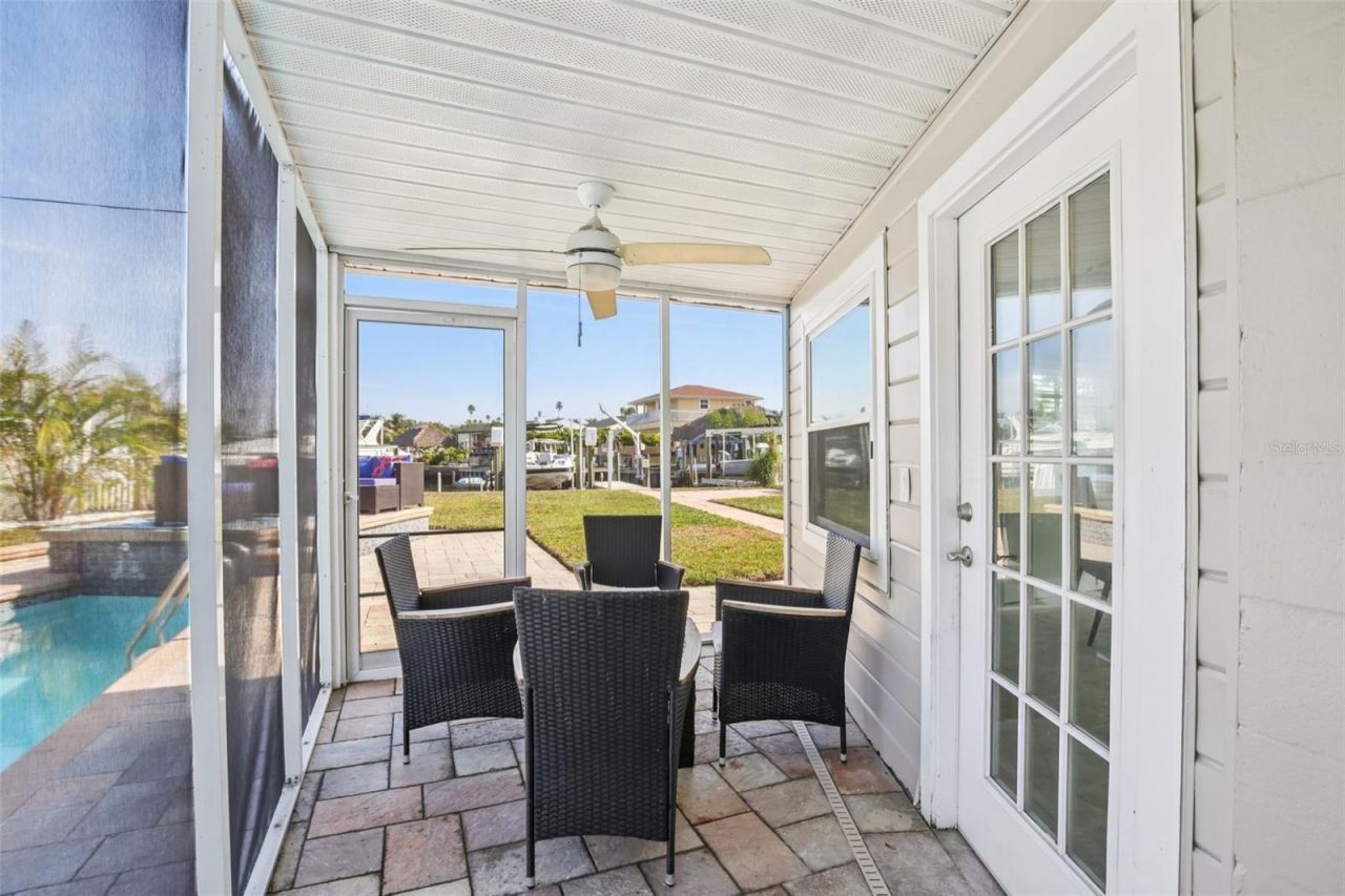 5467 Bayou Grande Boulevard Ne, Saint Petersburg, FL 33703 Photo