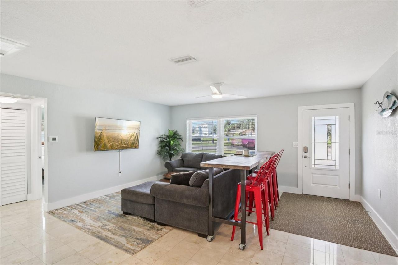 5467 Bayou Grande Boulevard Ne, Saint Petersburg, FL 33703 Photo