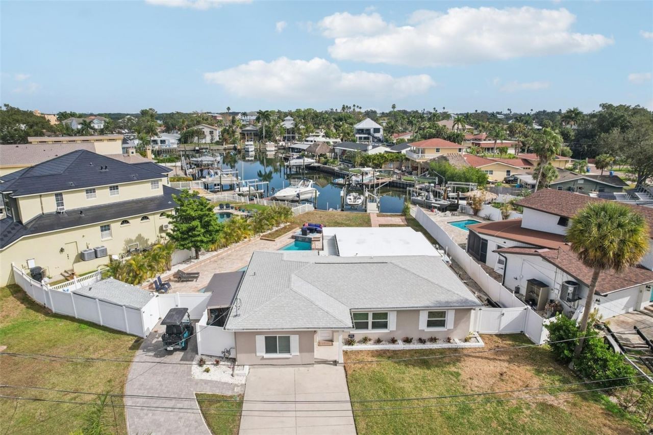 5467 Bayou Grande Boulevard Ne, Saint Petersburg, FL 33703 Photo