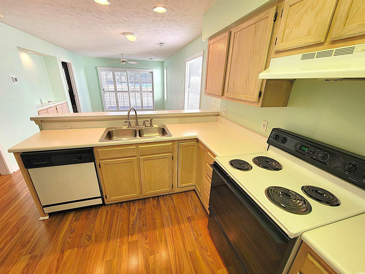 657 Tupelo Ln. Photo 18