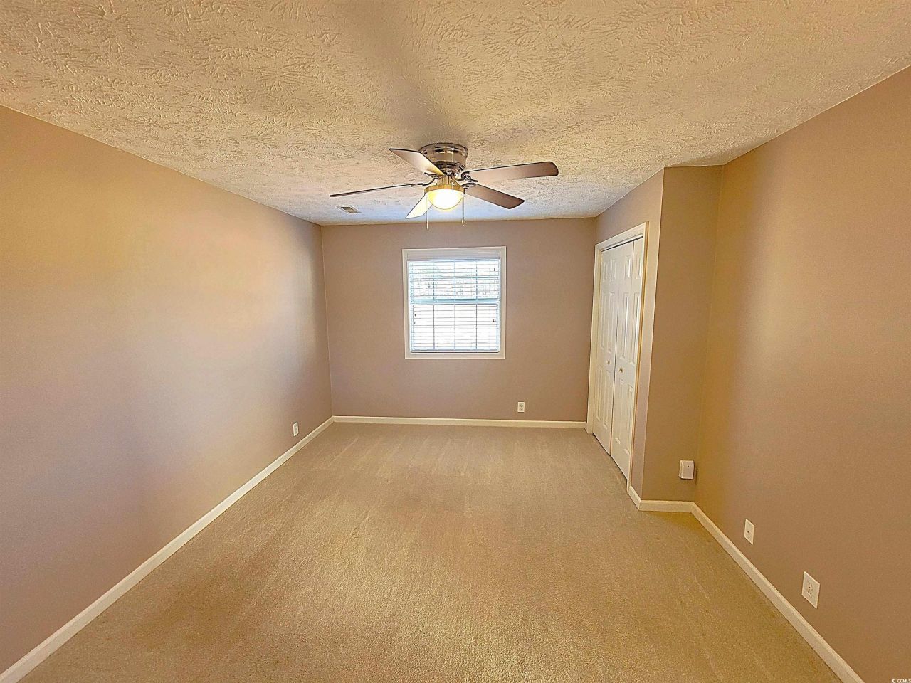 657 Tupelo Ln. Photo 6