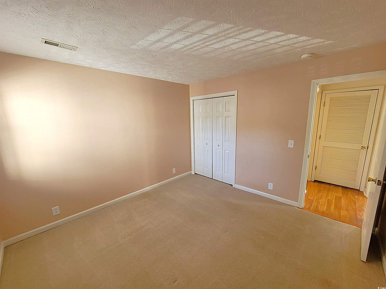 657 Tupelo Ln. Photo 9