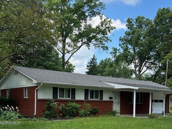 2604 Arletta Street, Toledo, OH 43613