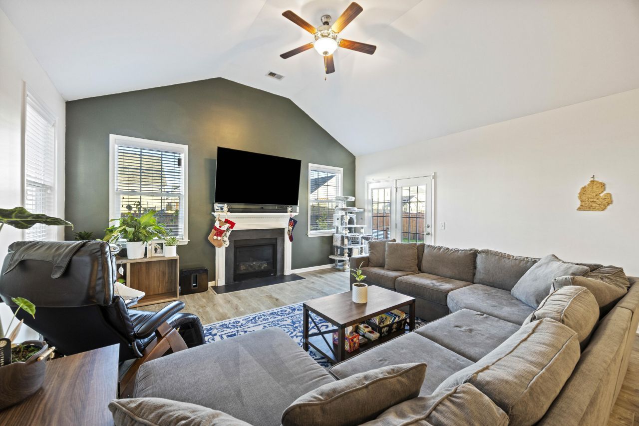 622 Pendleton Drive Photo 14