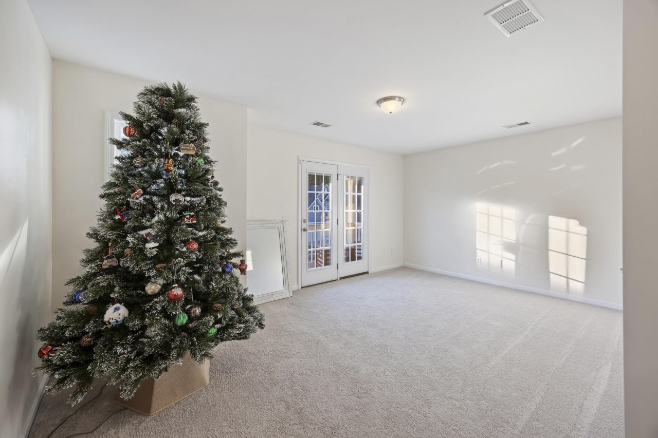 622 Pendleton Drive Photo 30