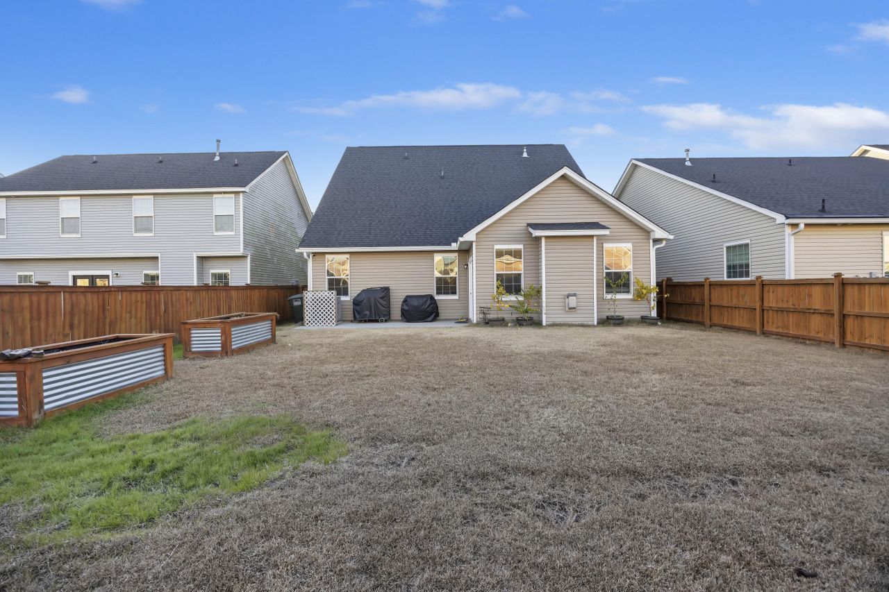 622 Pendleton Drive Photo 42