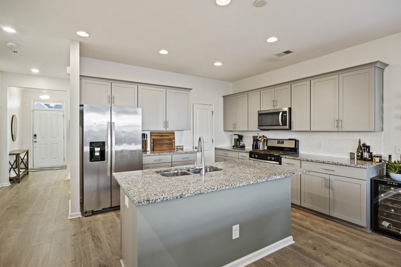 622 Pendleton Drive Photo 8