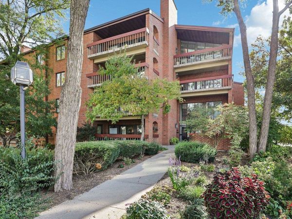 601 N Segoe Road, Unit 301, Madison, WI 53705