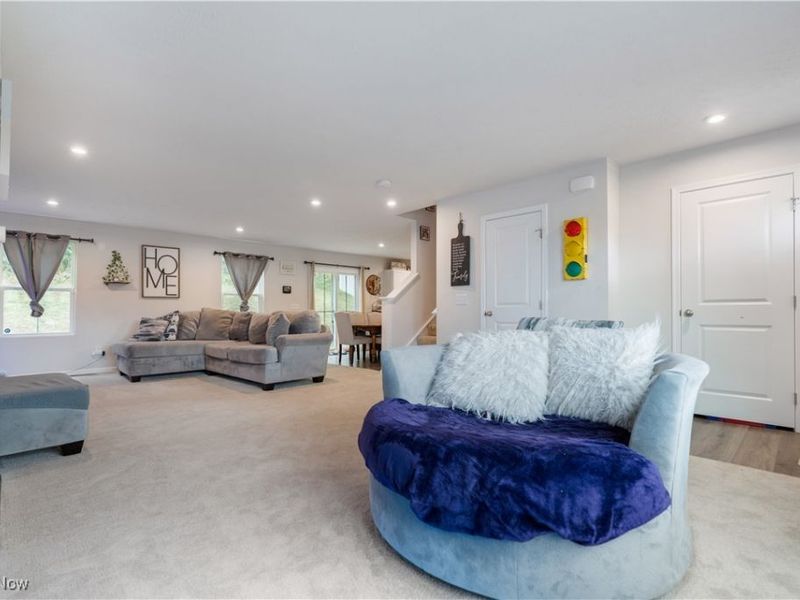 3564 Kenyon Creek Avenue NW, Massillon, OH 44647 Photo 5