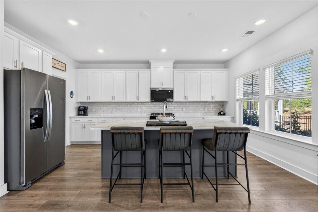 332 Calm Water Way Photo 5